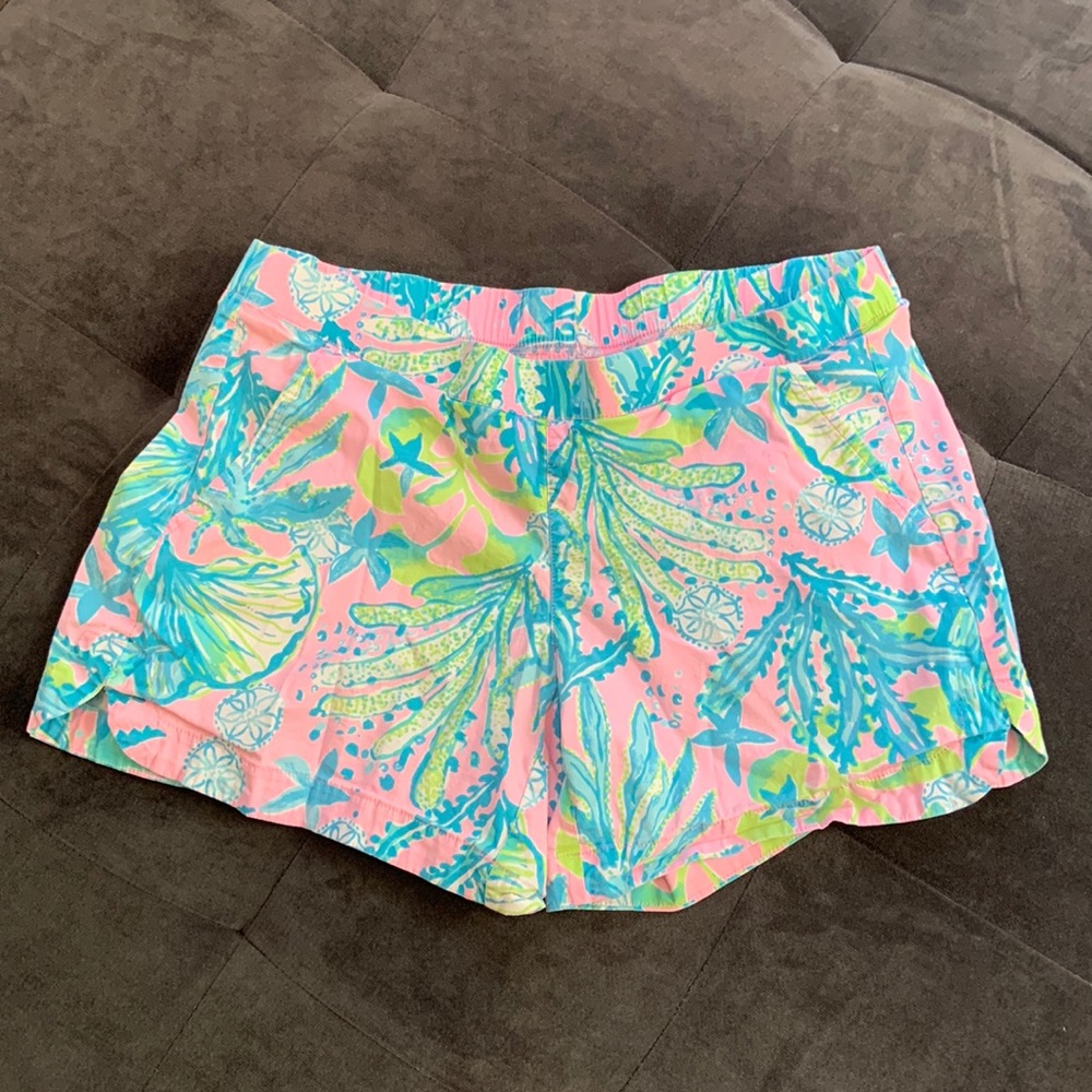 Lilly Pulitzer Pink and Blue Floral Shorts Sz Small
